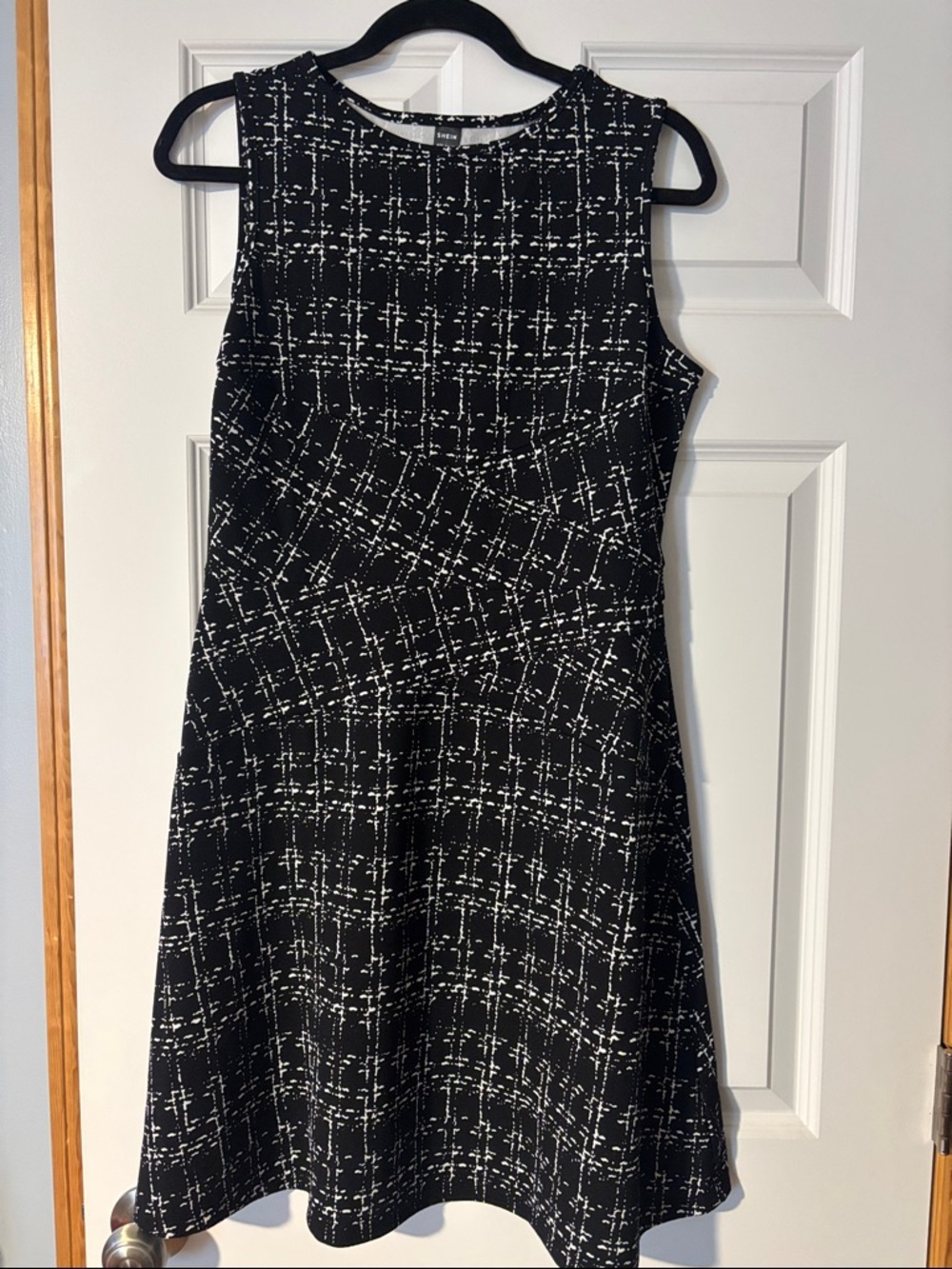 SHEIN Black & White Checked Sleeveless Mini Dress